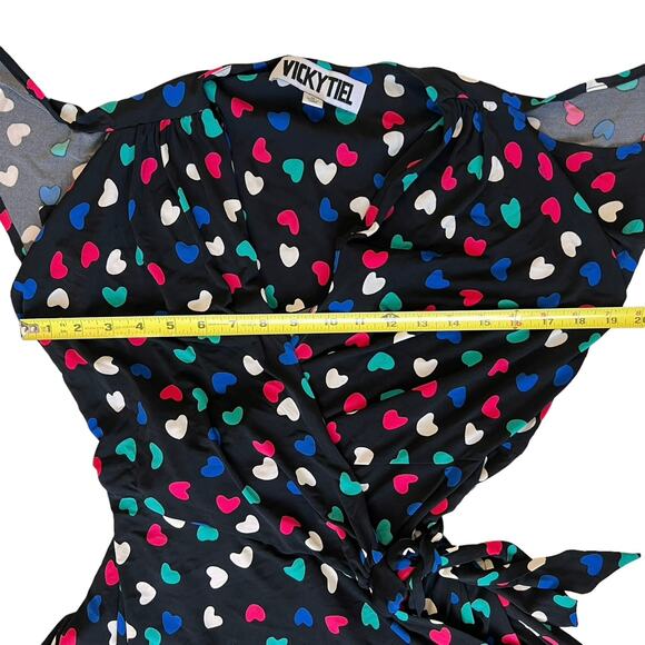 New* Wrap Dress Size Medium Black Pink Green Hearts Fit & Flare Colorful READ - Picture 15 of 16
